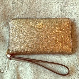 🚫🚫SOLD Coach Glitter Phone Wallet SOLD 🚫🚫